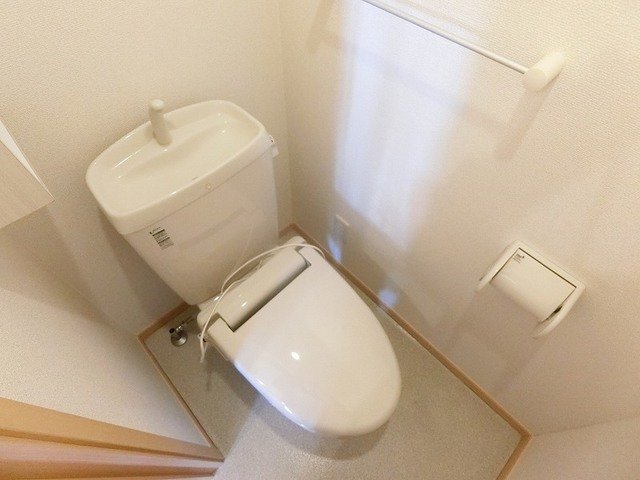 トイレ　落ち着いたトイレです