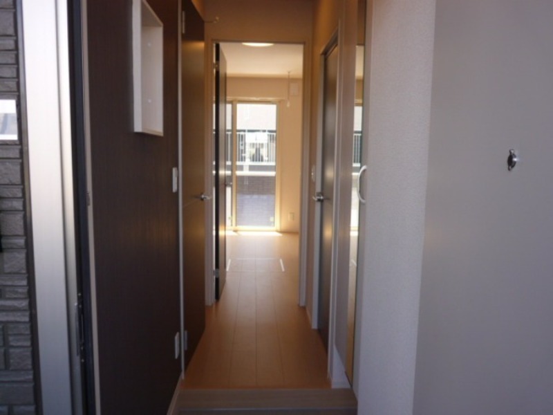 玄関　図面と現状に相違がある場合には現状を優先