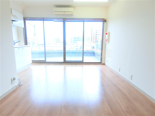 居室・リビング　DK7.5帖