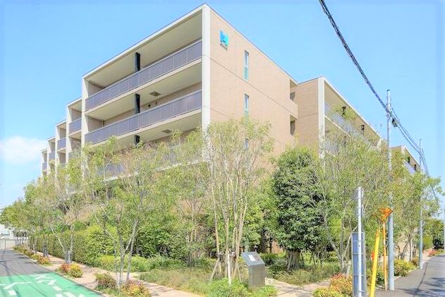 建物外観　★外壁タイル張り★