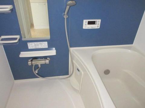 バス・シャワールーム　バス