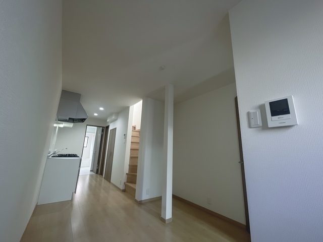 居室・リビング　※補修前の参考画像の為、設備等は現況優先。