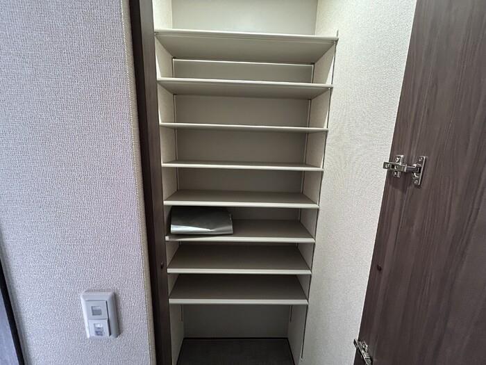 玄関　収納
