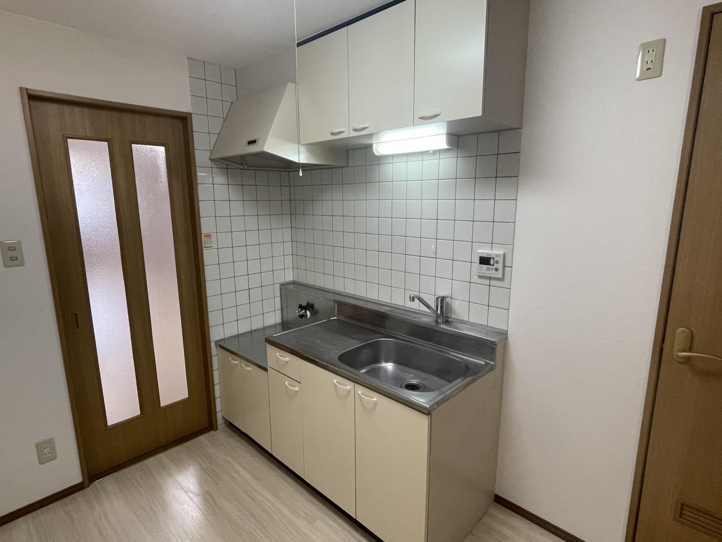 キッチン　収納スペースがたくさんある使い勝手の良いキッチン