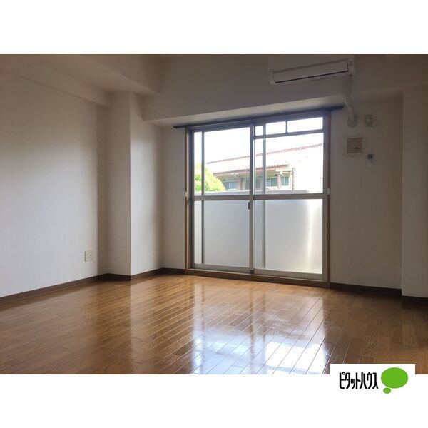 居室・リビング　他号室の写真です。