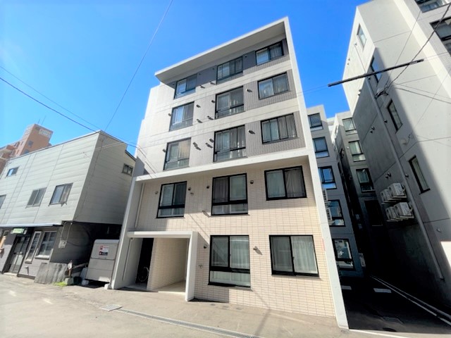 建物外観　築浅デザイナーズMSです☆