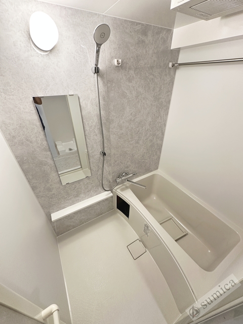 バス・シャワールーム　浴室暖房乾燥機付きバスルーム♪