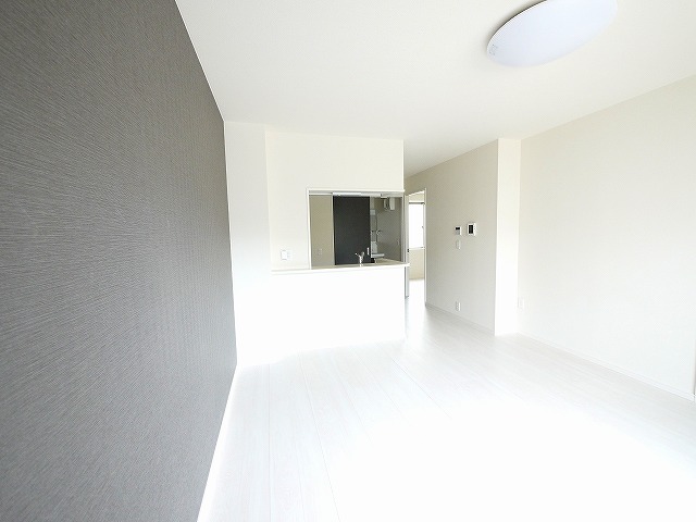 居室・リビング　使いやすい居間です