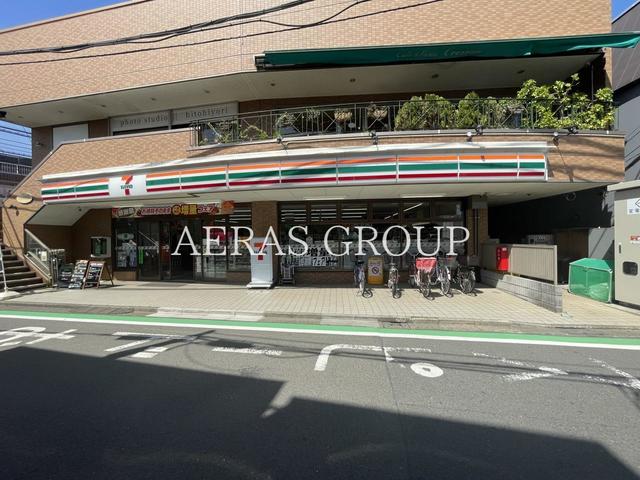 コンビニ　セブン-イレブン 柴崎駅南口店（コンビニ）まで108m