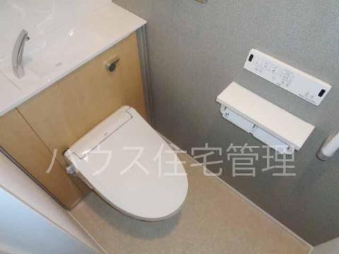 トイレ　シャワー付トイレ