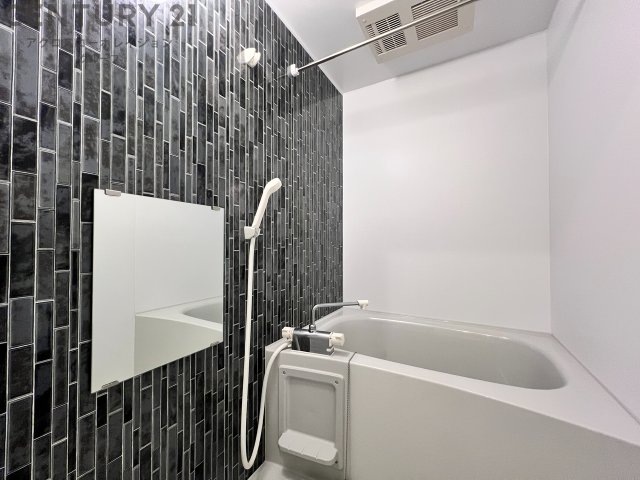 バス・シャワールーム　浴室乾燥機付きで家事効率UP！