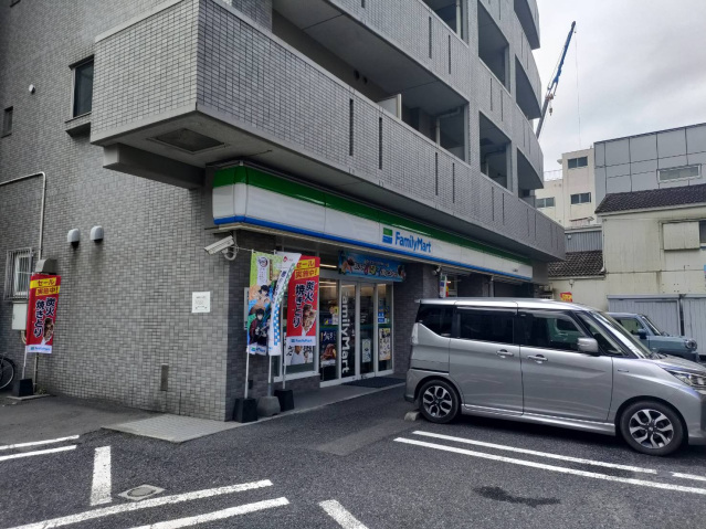 コンビニ　ファミリーマート 上之園町店（コンビニ）まで260m