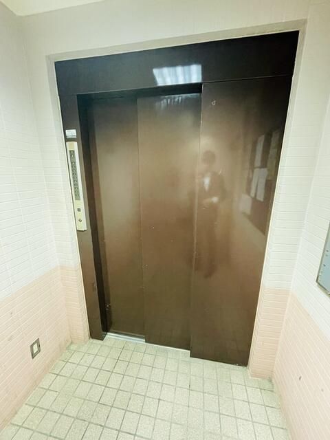 その他共有部分　エレベーター付なので、たくさんお買い物しても安心ですね♪