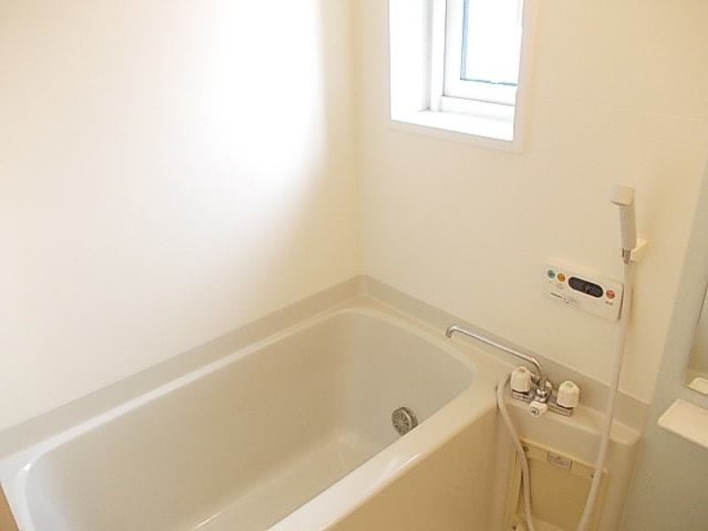 バス・シャワールーム　図面と現状に相違がある場合には現状を優先