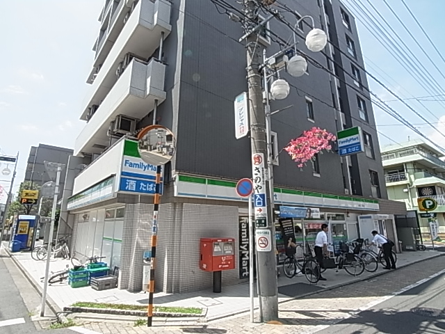 コンビニ　ファミリーマート 綾瀬二丁目店（コンビニ）まで91m