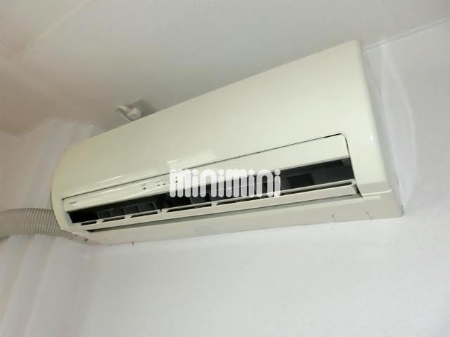 その他設備　リビングにエアコン完備です