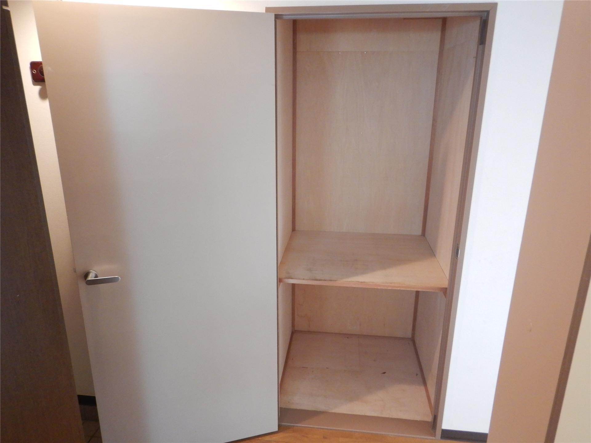 その他設備　廊下にも収納があります