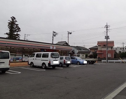 コンビニ　セブンイレブン（コンビニ）まで600m