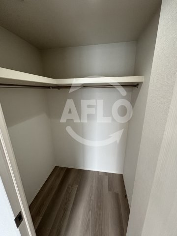 収納　グランドレッセ今里　シューズクローゼット