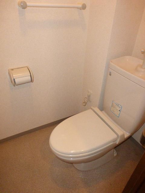 トイレ　清潔なおトイレです