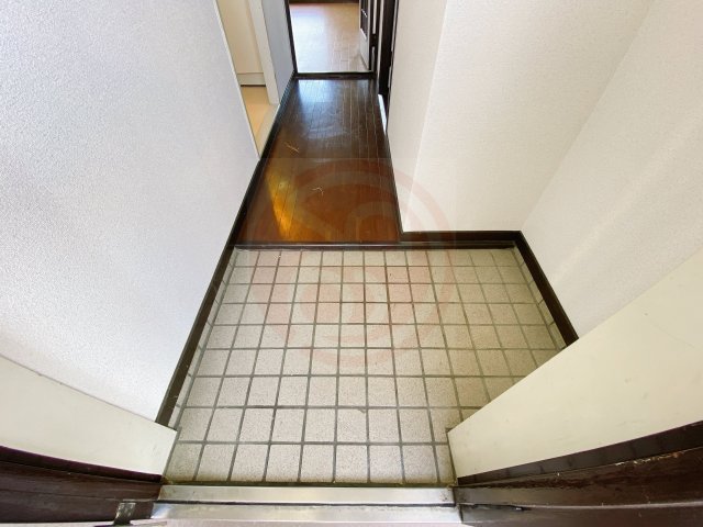 玄関　明るい玄関です