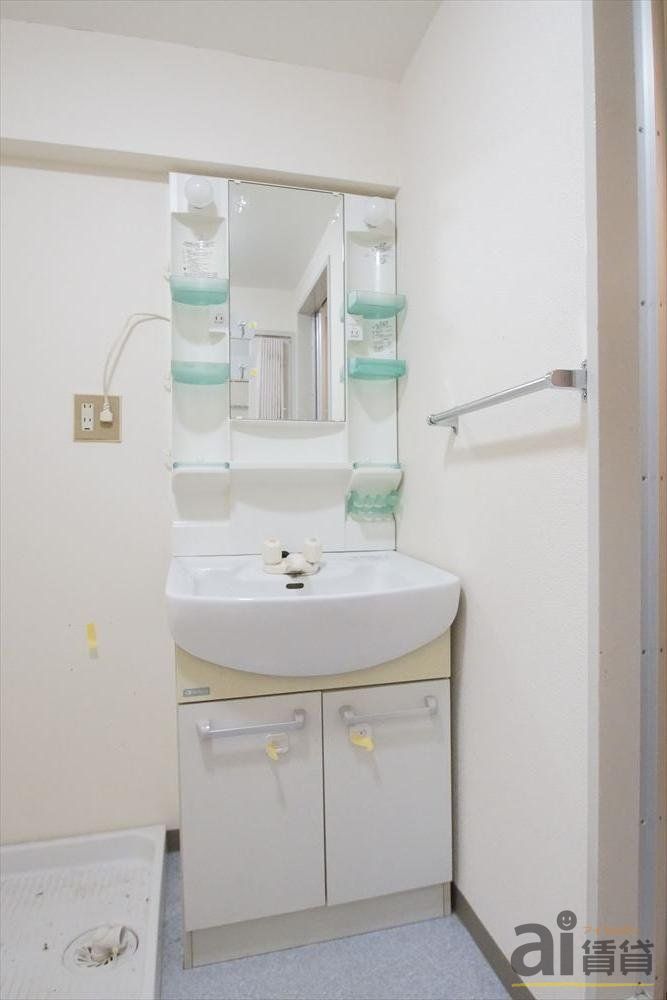 洗面設備　※同仕様写真です