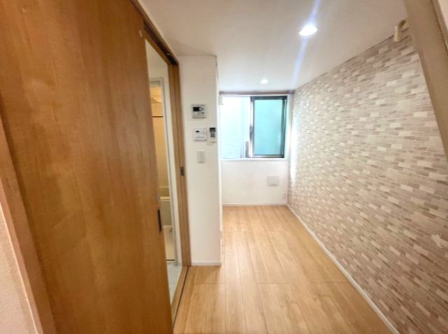居室・リビング　同建物内、別のお部屋の参考写真になります。