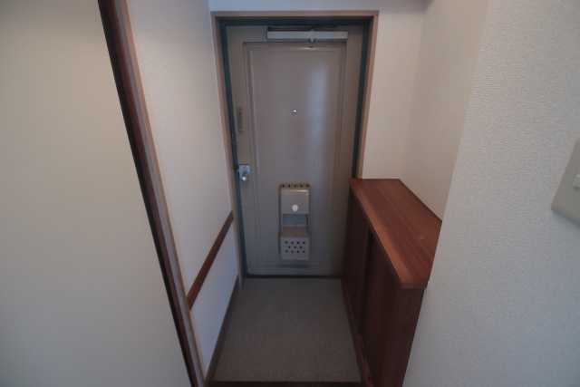 玄関　※別室参考写真