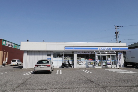 コンビニ　ローソン富山山室中央店（コンビニ）まで639m