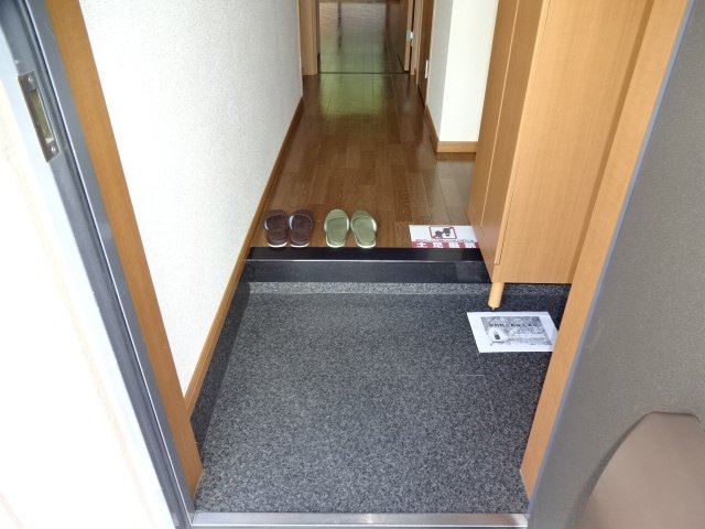 玄関　玄関（イメージ）