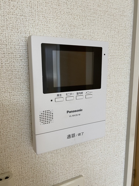 セキュリティ　不在時の来訪者の顔がチェックできます。