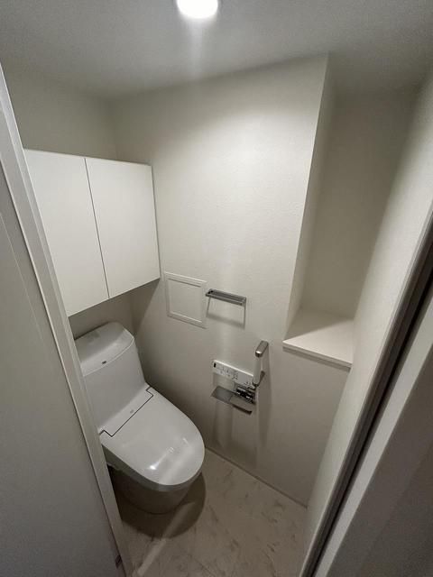 トイレ　落ち着いたトイレです