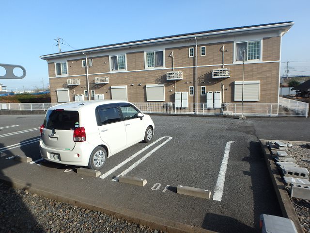 駐車場　お問い合わせは048-772-8202