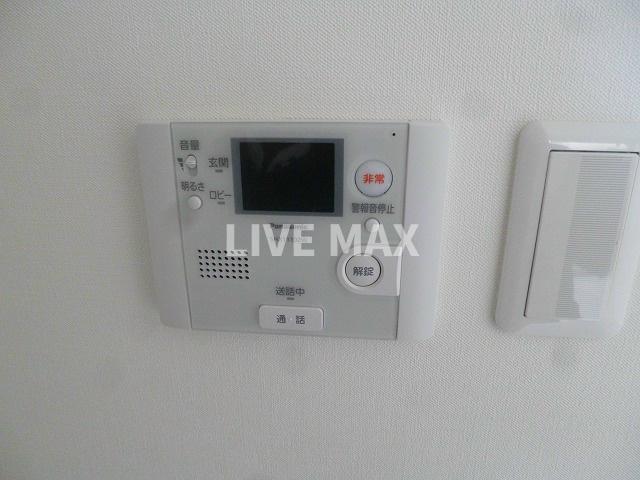 セキュリティ　TV付きモニターフォン♪※別部屋のお写真になります