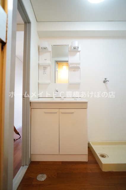 洗面設備　同型別部屋写真