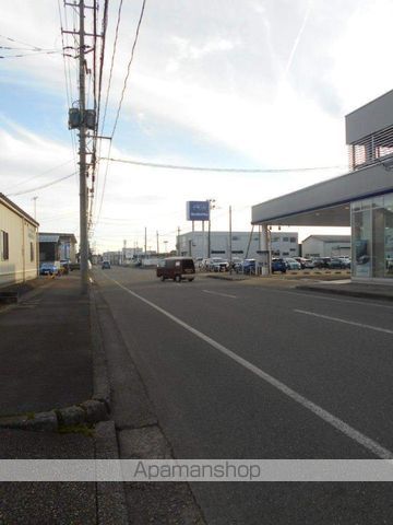 その他　前面道路（その他）まで0m
