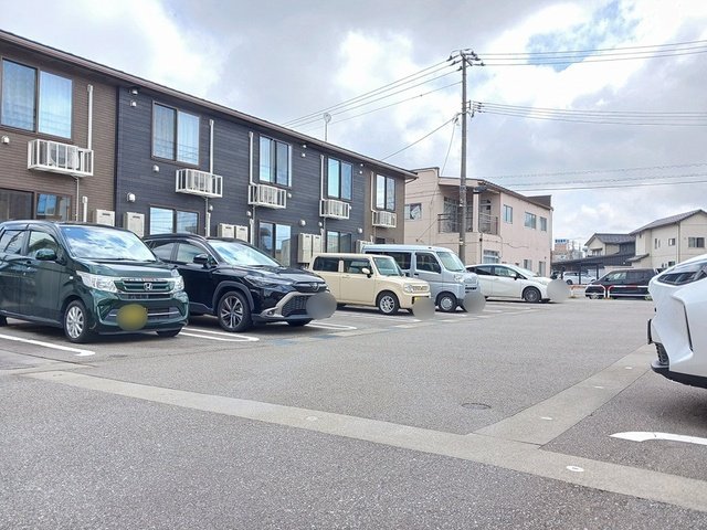 駐車場　カースペースがあります