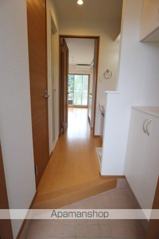ＪＲ筑肥線 糸島高校前駅 徒歩36分 3階建 築9年の玄関写真
