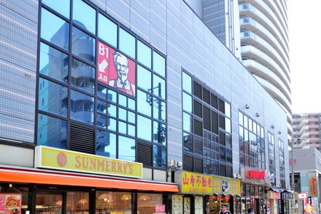 ショッピングセンター　サンポップマチヤ（ショッピングセンター）まで576m