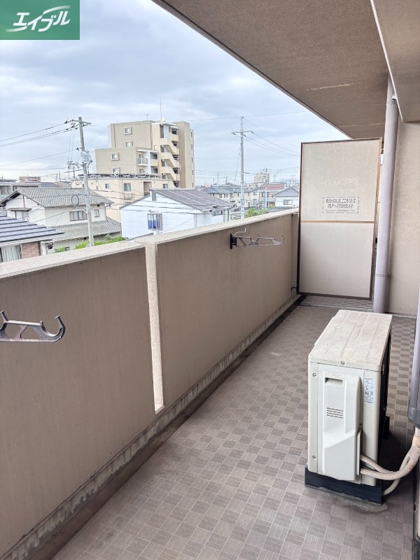 スカイパレス西崎の内装写真