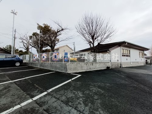幼稚園・保育園　中部保育園（幼稚園・保育園）まで867m