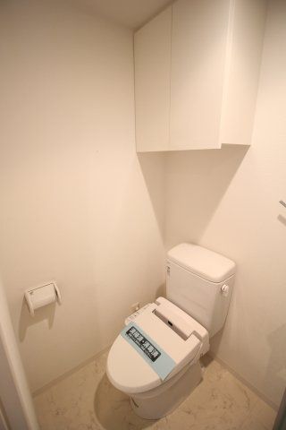 トイレ　（別タイプ参考写真）ガーラ・シティ王子　北区王子3