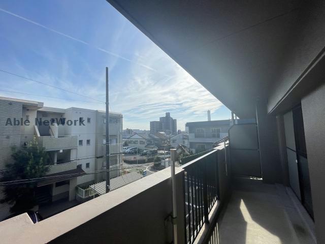 バルコニー　※同物件、別部屋の写真です