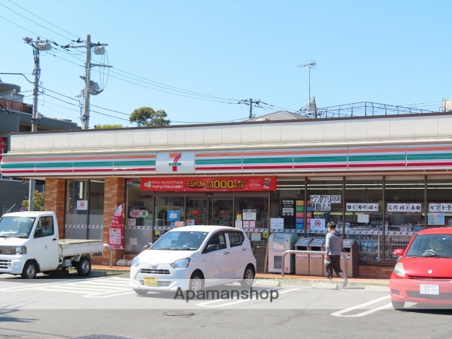コンビニ　セブン－イレブン練馬早宮１丁目店（コンビニ）まで653m