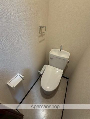 ＪＲ京浜東北線 蒲田駅 徒歩10分 4階建 築39年のトイレ写真
