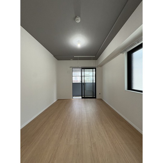 居室・リビング　別部屋の写真です。