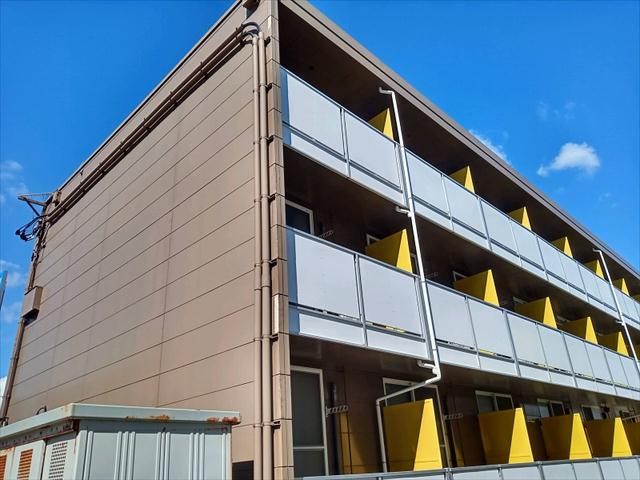 レオパレスモナミの外観写真