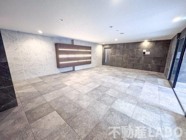 地下鉄中央線 九条駅 徒歩3分 15階建 築1年の外観写真