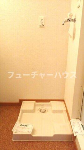 バルコニー　外からの目が気にならないバルコニーで洗濯物が干せます
