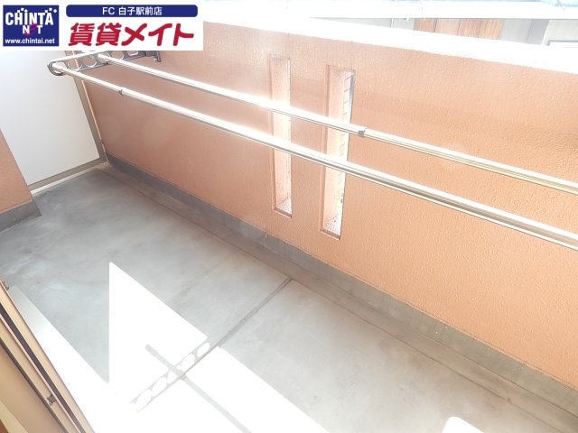 バルコニー　同物件別室写真